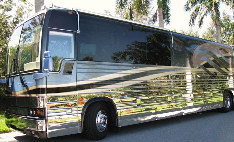 2001 Prevost Thompson XLII For Sale