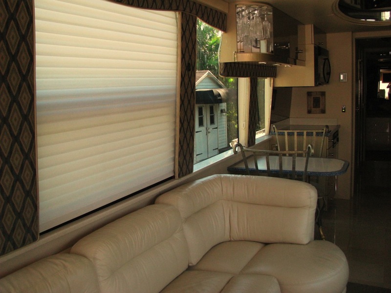 2001 Prevost Thompson XLII For Sale