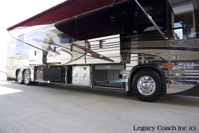 2003 Prevost Country Coach XLII