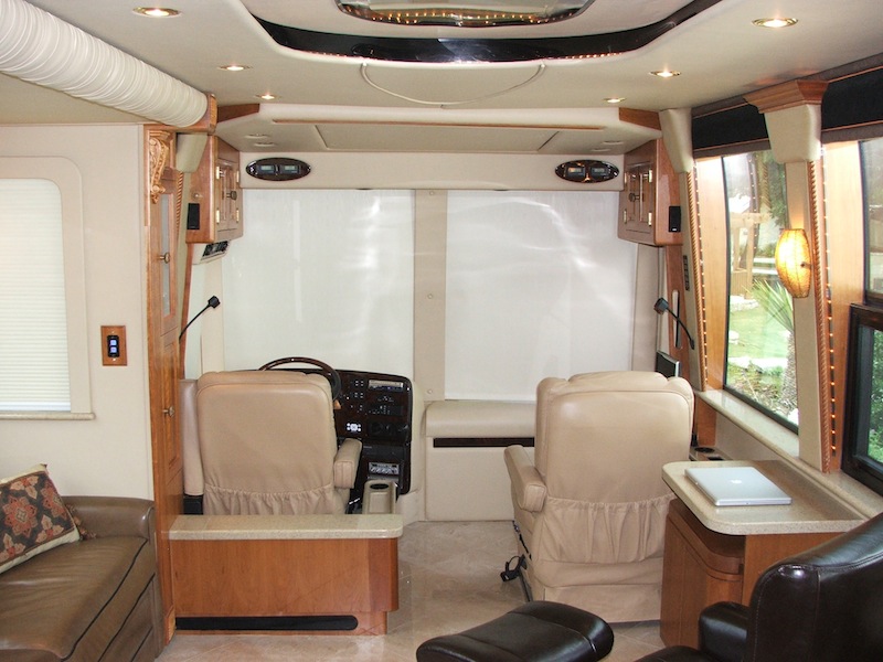 2005 Prevost Royale XLII For Sale