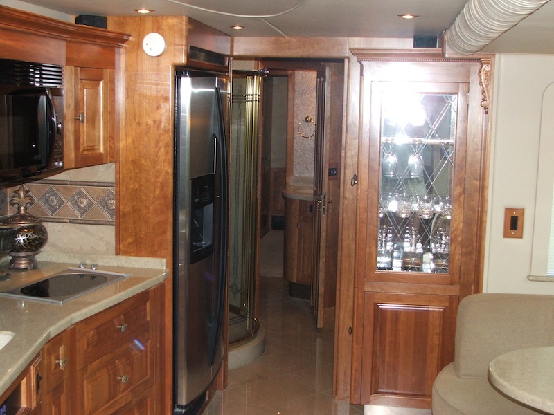 2005 Prevost Royale XLII For Sale