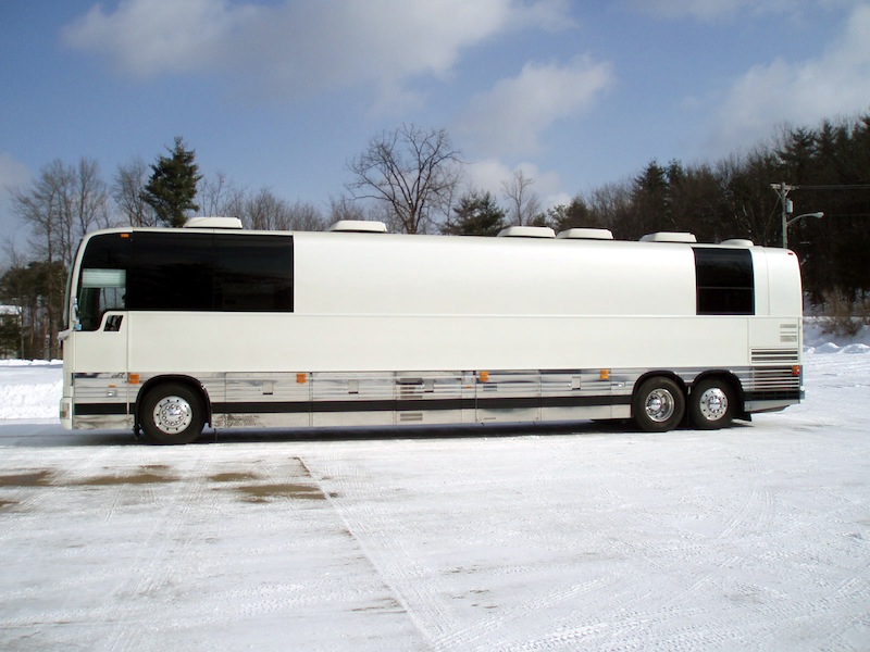 2005 Prevost XLII For Sale