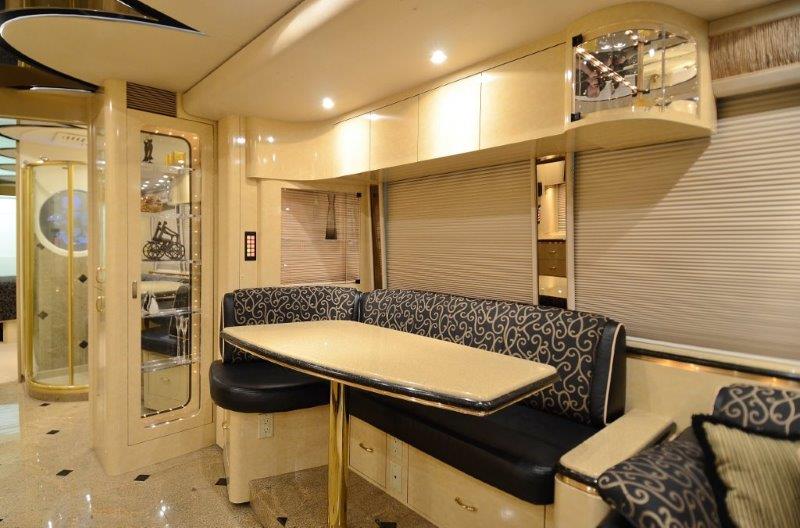 2006 Prevost Marathon XLII For Sale