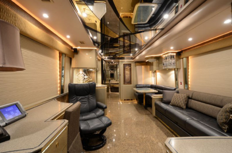 2007 Prevost Featherlite H3-45 For Sale