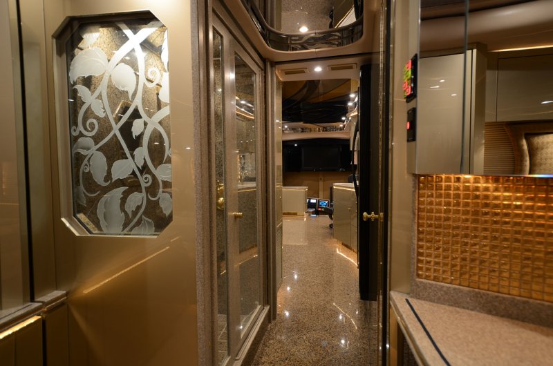 2007 Prevost Featherlite H3-45 For Sale