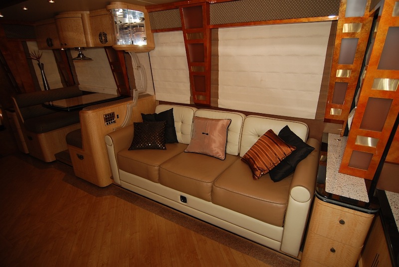 2008 Prevost Parliament XLII For Sale