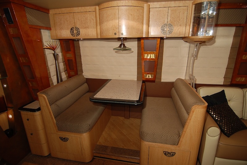 2008 Prevost Parliament XLII For Sale